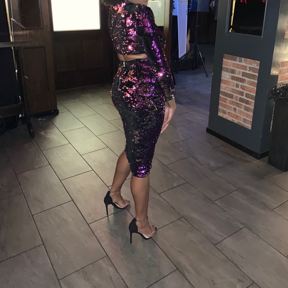 COPY - Purple sequin cut dress - Picture 2 of 3